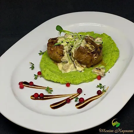 шепіт карпат Hotel *