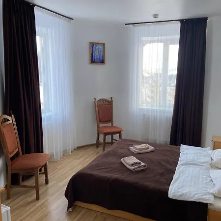 шепіт карпат Hotel *