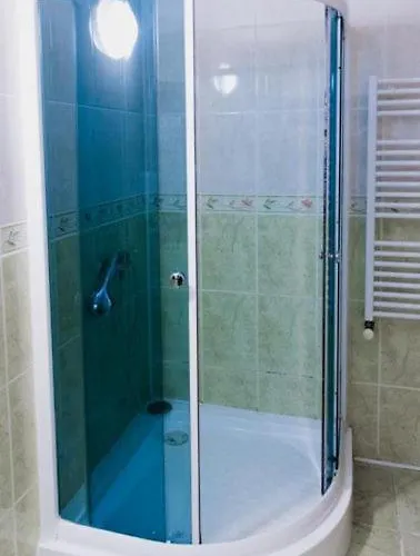 Hotel шепіт карпат