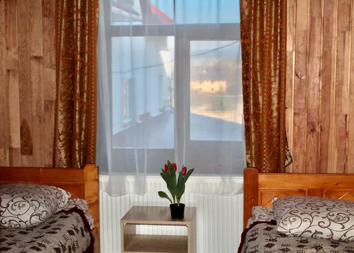 шепіт карпат Otel *