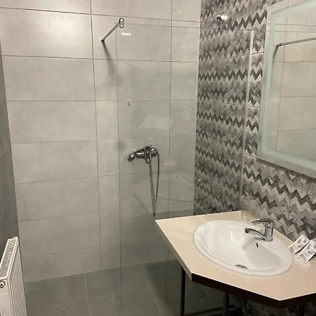 Hotel шепіт карпат